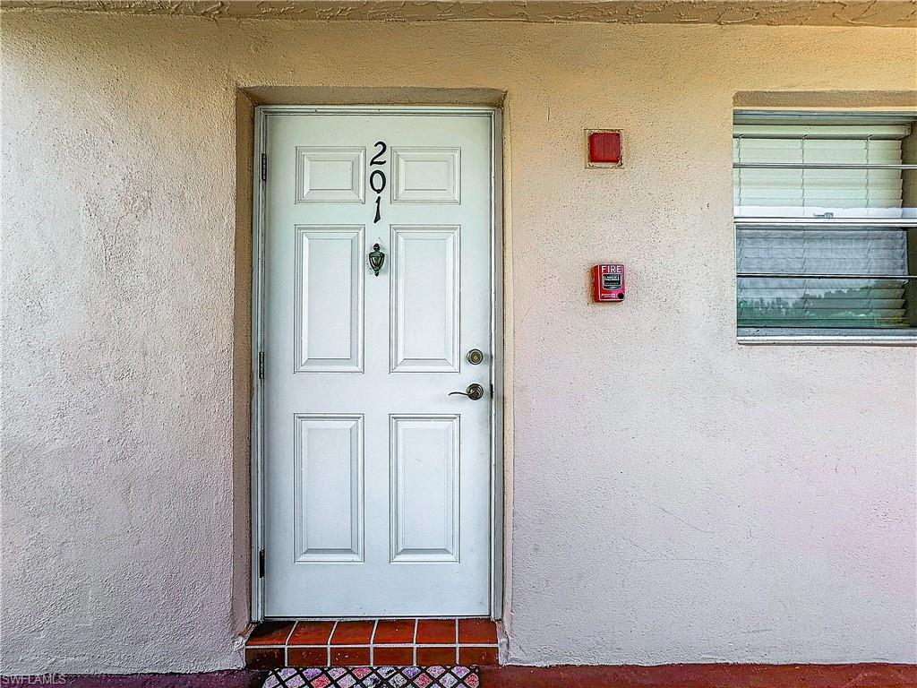 300 Forest Lakes Blvd 201 Property Photo 4