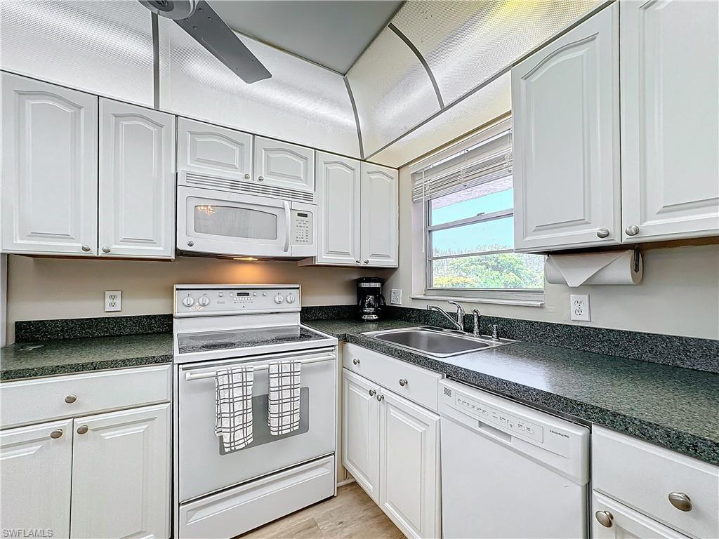 300 Forest Lakes Blvd 201 Property Photo 9