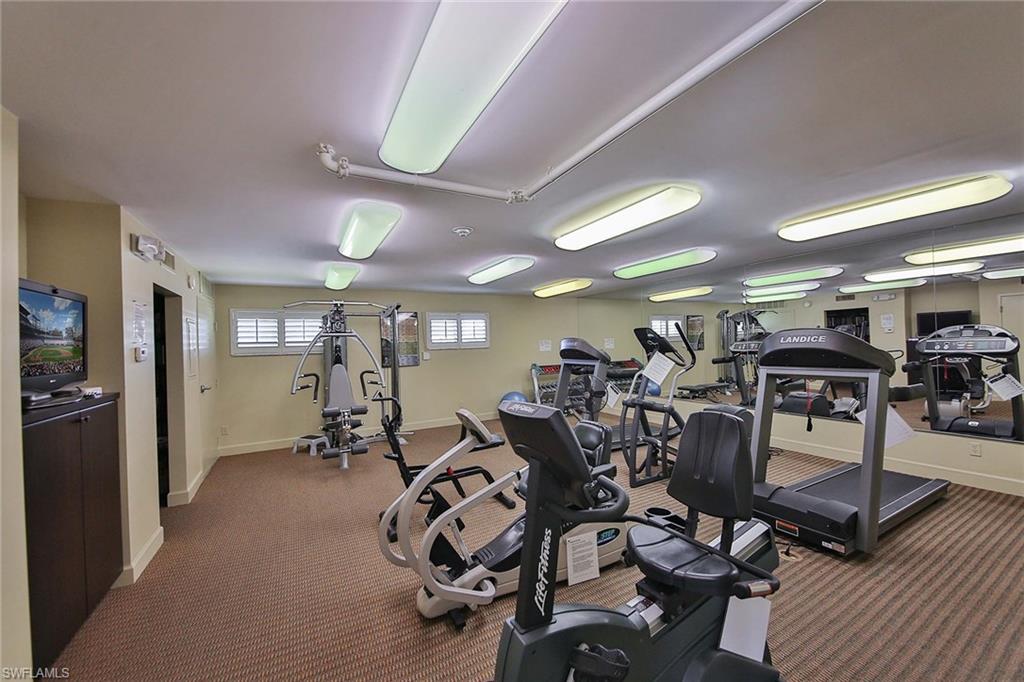 226012560 Property Photo 14