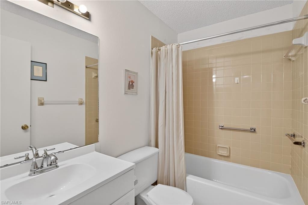 1704 Kings Lake Blvd 201 Property Photo 19