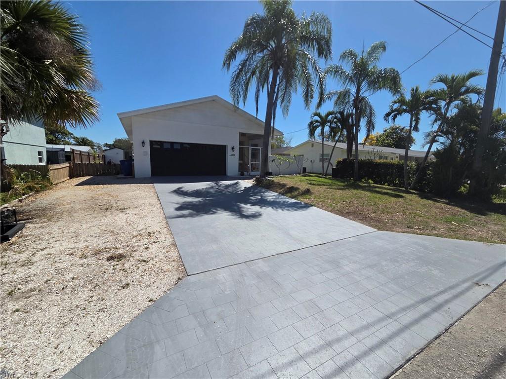 27312 Gasparilla Dr Property Photo 3
