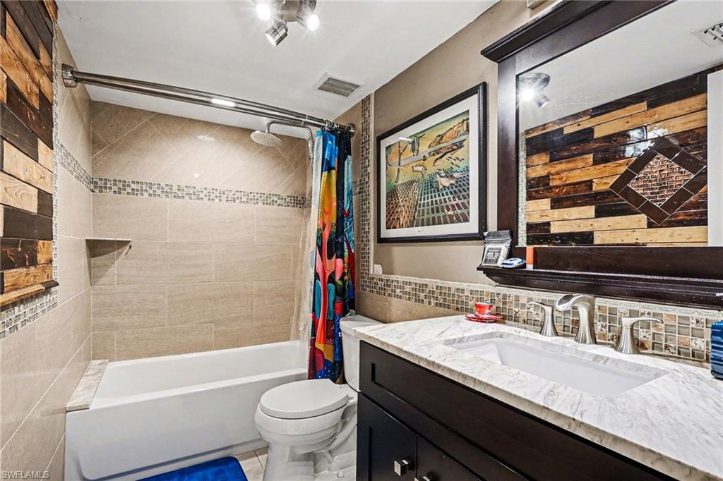 4150 Looking Glass Ln 3903 Property Photo 18