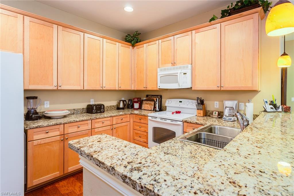 9088 Chula Vista St 108-3 Property Photo 11