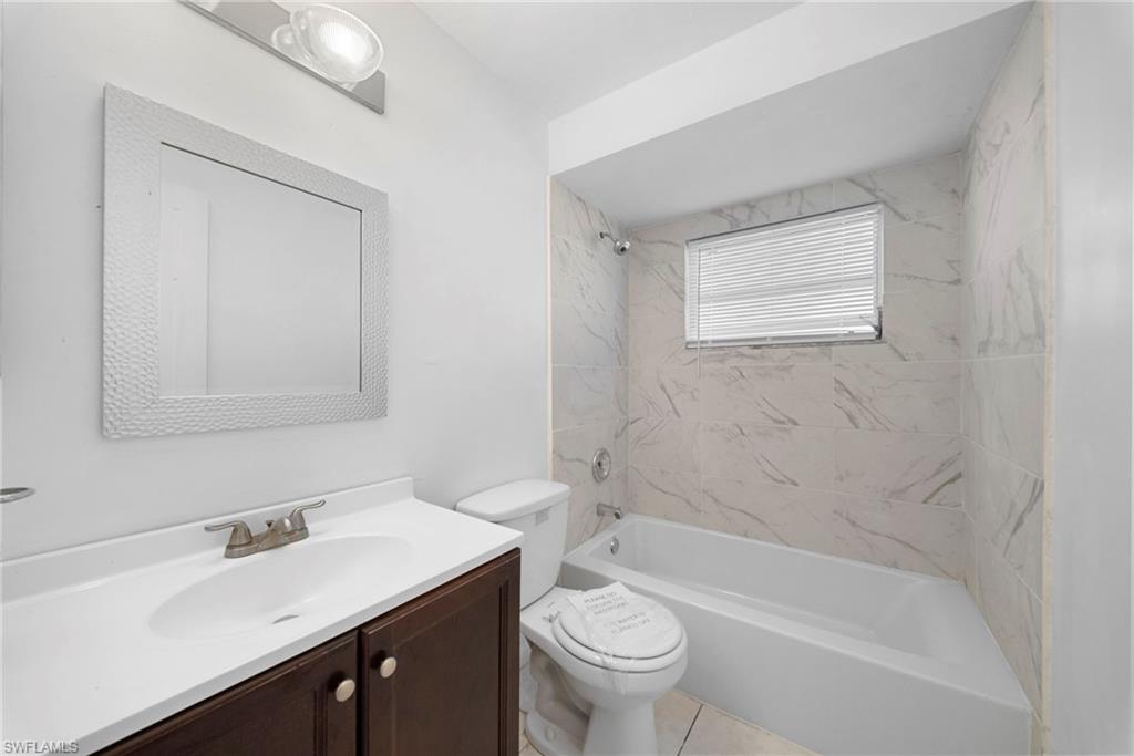 624 35th St Property Photo 13