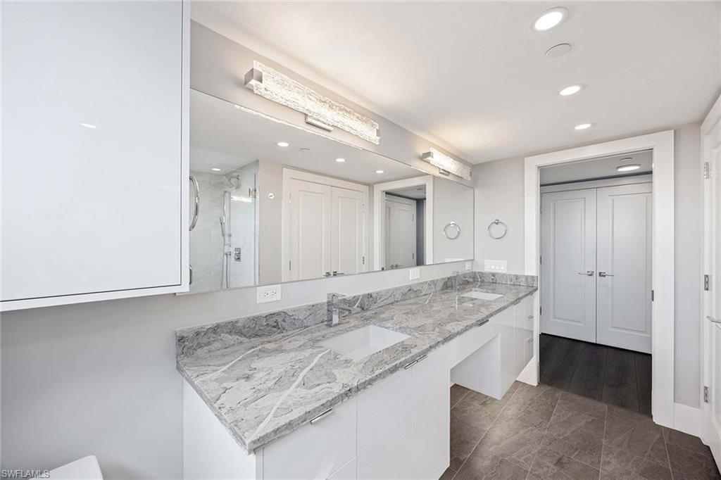 6075 Pelican Bay Blvd 605 Property Photo 28