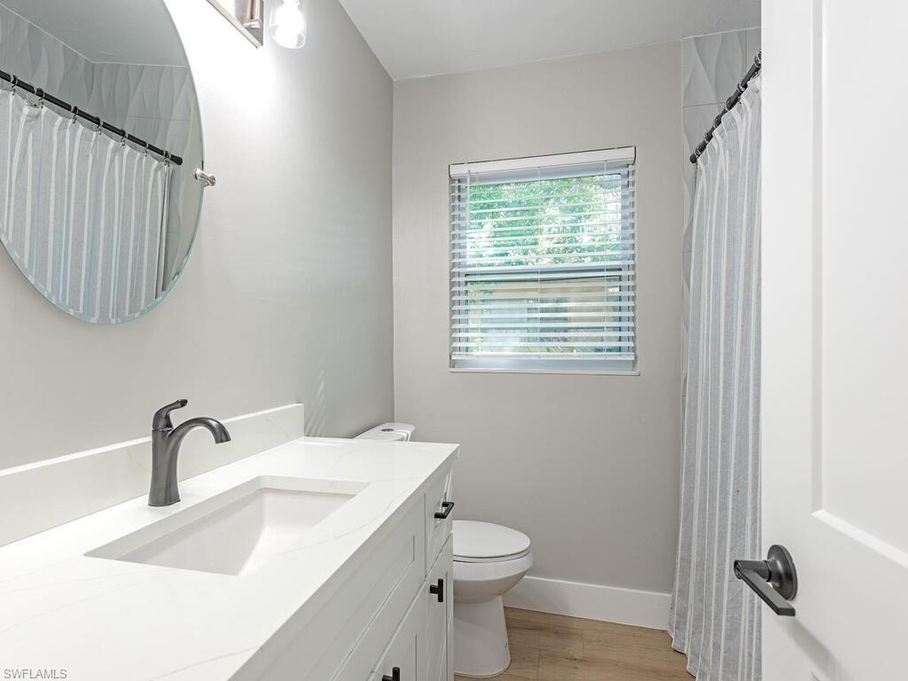 2772 Bayview Dr Property Photo 9