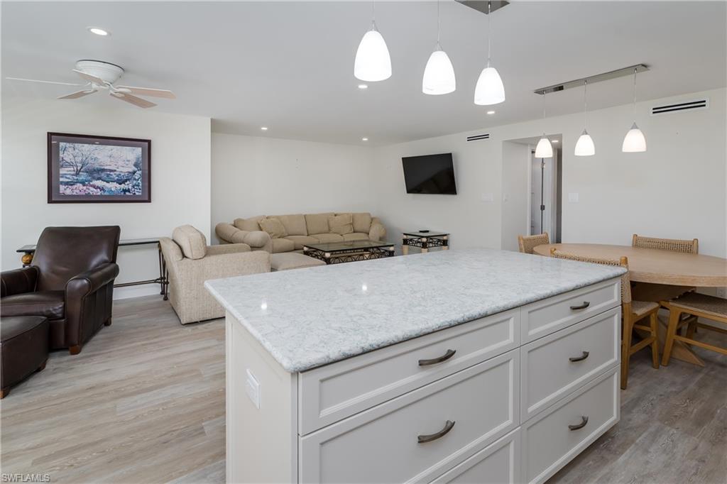 3450 Gulf Shore Blvd N 305 Property Photo 10