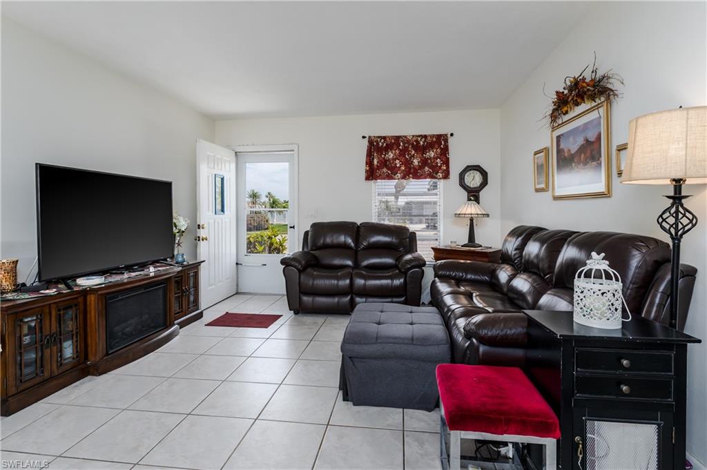 756 Apple Ct Property Photo 12
