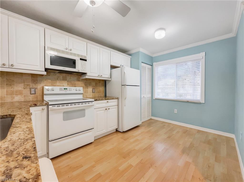 3041 Sandpiper Bay Cir H201 Property Photo 6