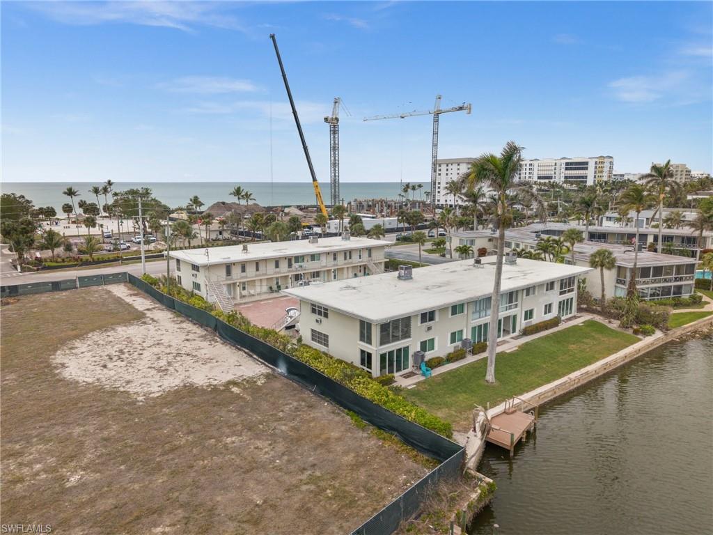 1550 Gulf Shore Blvd N E2 Property Photo 26