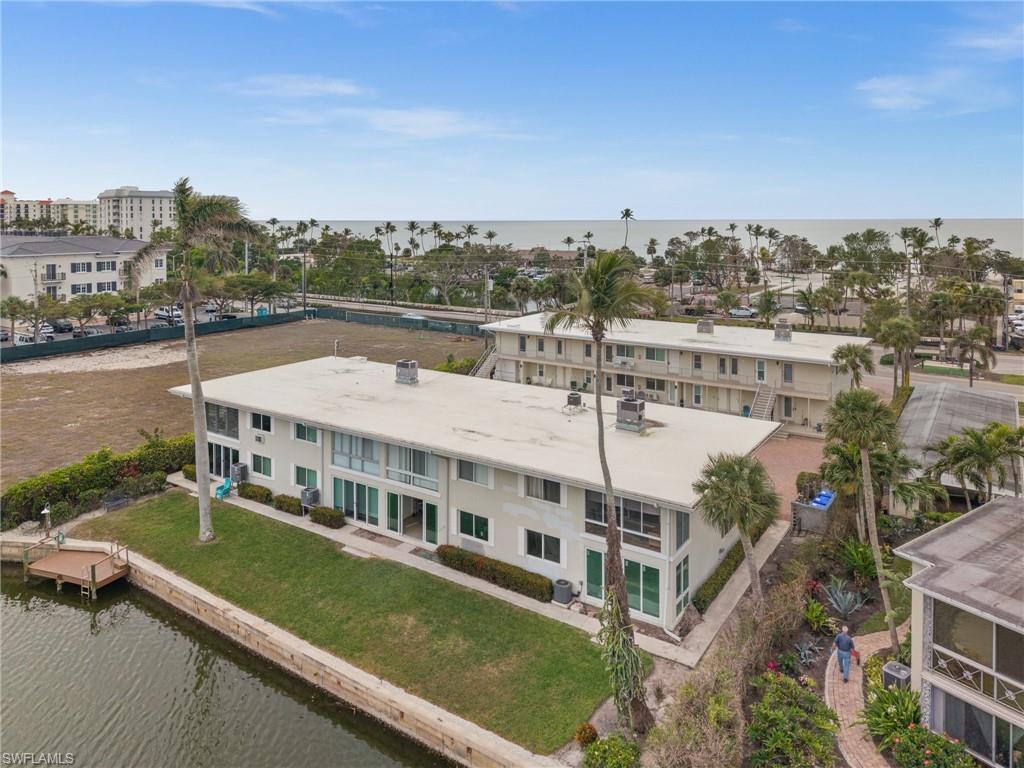 1550 Gulf Shore Blvd N E2 Property Photo 27