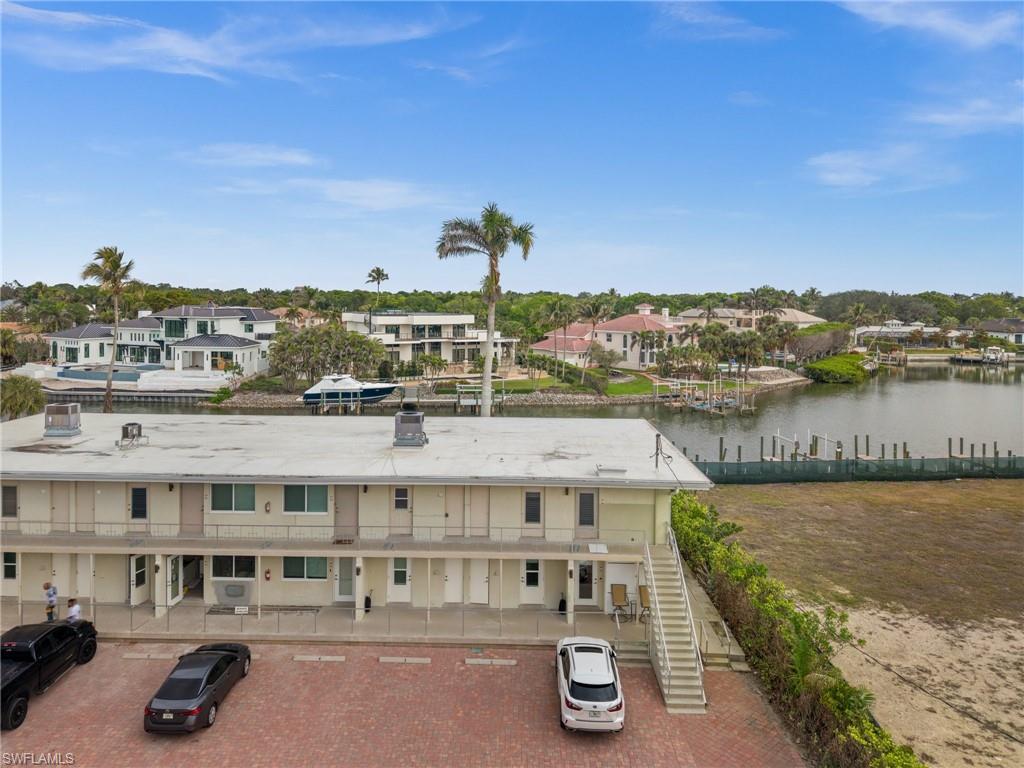 1550 Gulf Shore Blvd N E2 Property Photo 33