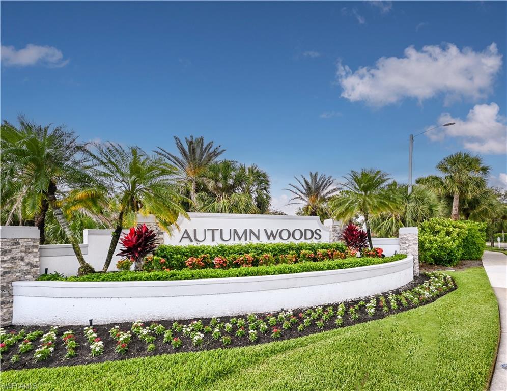 6453 Autumn Woods Blvd Property Photo 2