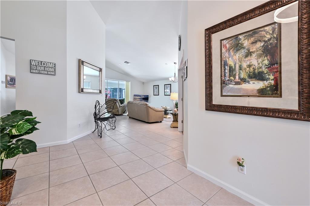 6453 Autumn Woods Blvd Property Photo 4