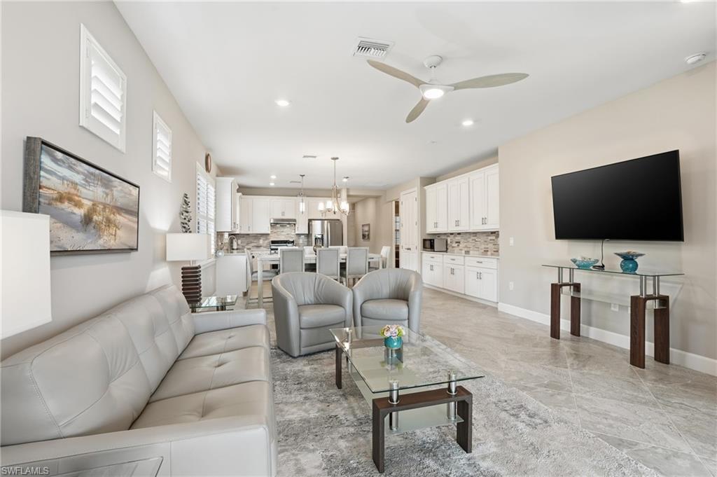 12361 Canal Grande Dr Property Photo 13