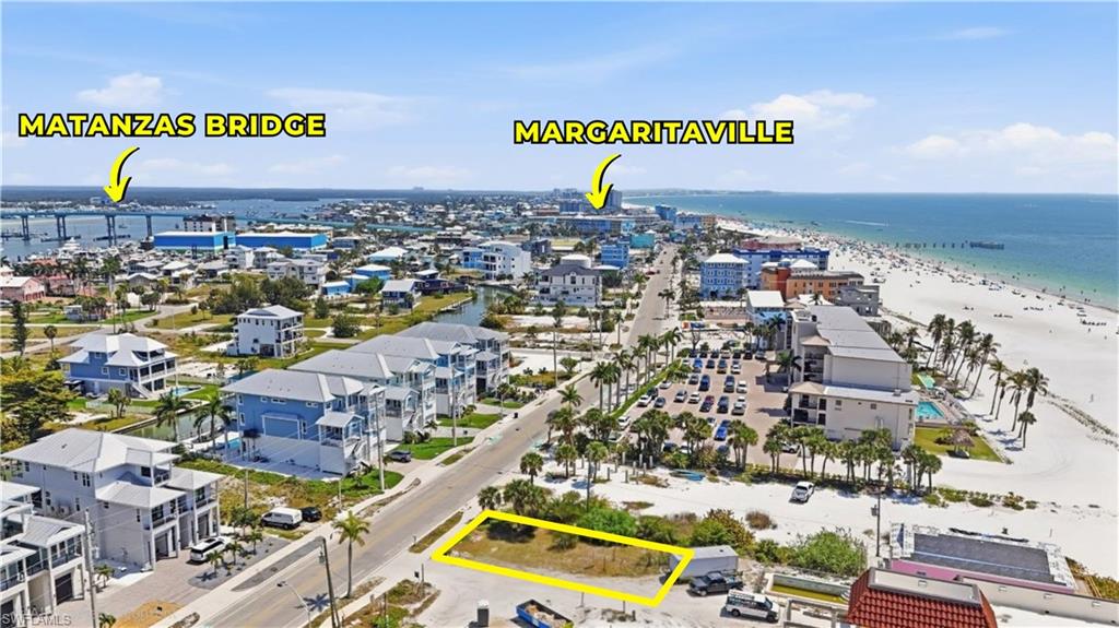 626 Estero BLVD Property Photo 1