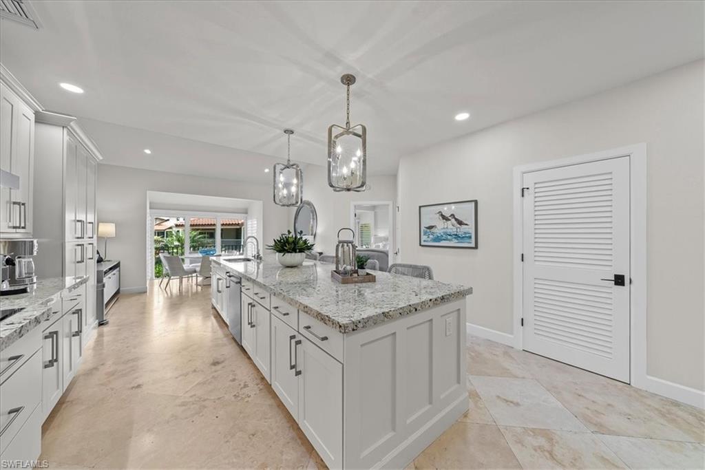 4737 Villa Mare Ln Property Photo 10