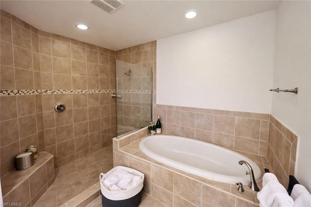 2547 Marquesa Royale Ln 3-201 Property Photo 17