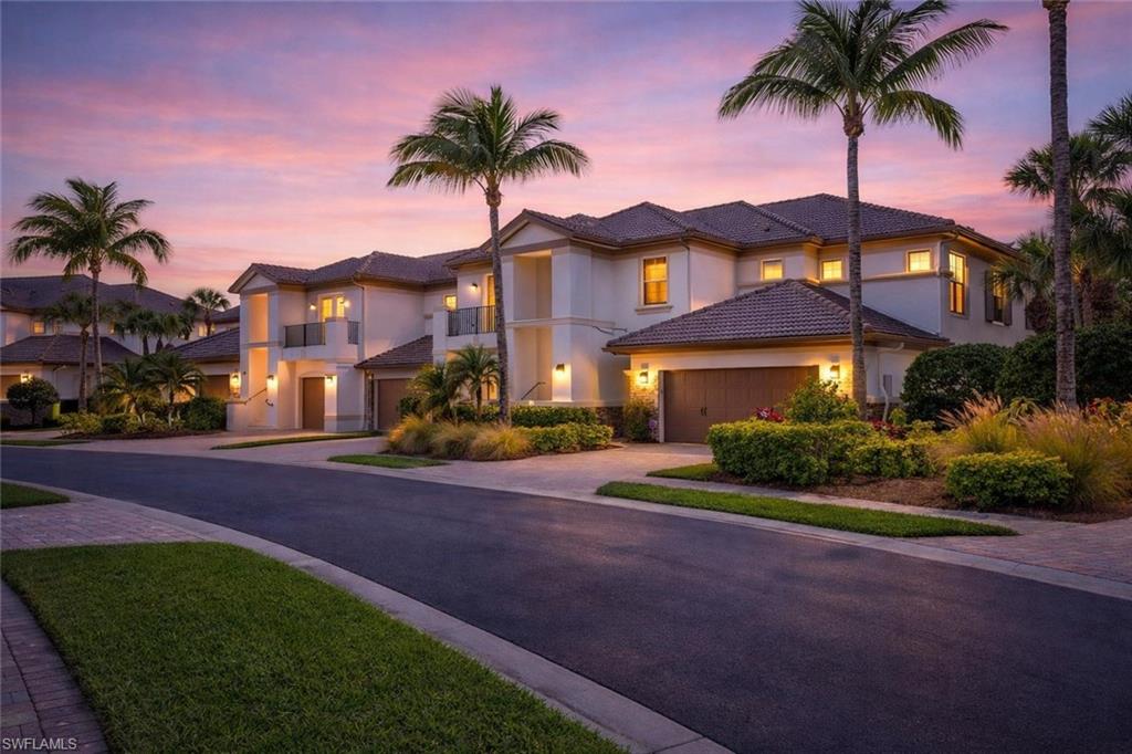 8040 Players Cove Dr 102 Property Photo 1