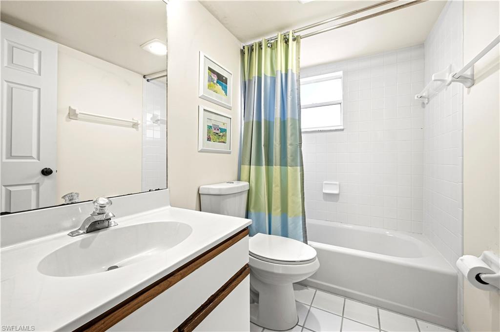 4251 Lake Forest Dr 212 Property Photo 16