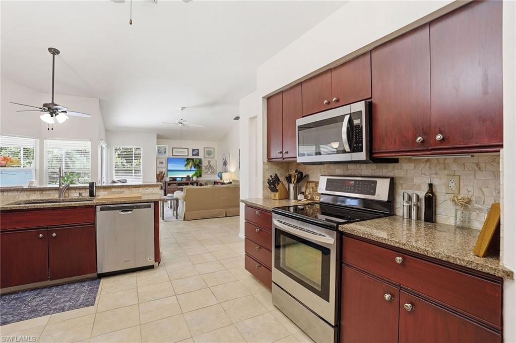 8128 Breton Cir Property Photo 10