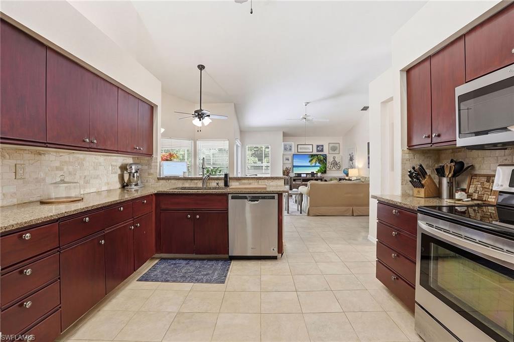 8128 Breton Cir Property Photo 11