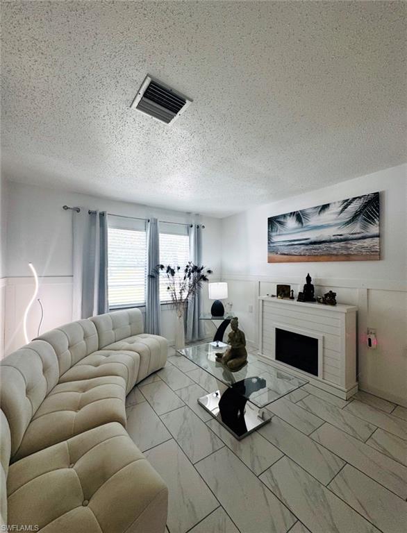 710 Aqui Esta Dr Property Photo 6