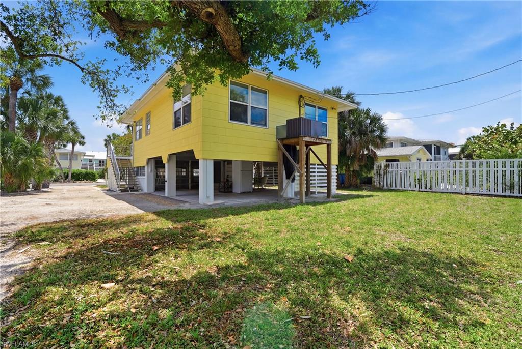 123 Andre Mar Dr Property Photo 19