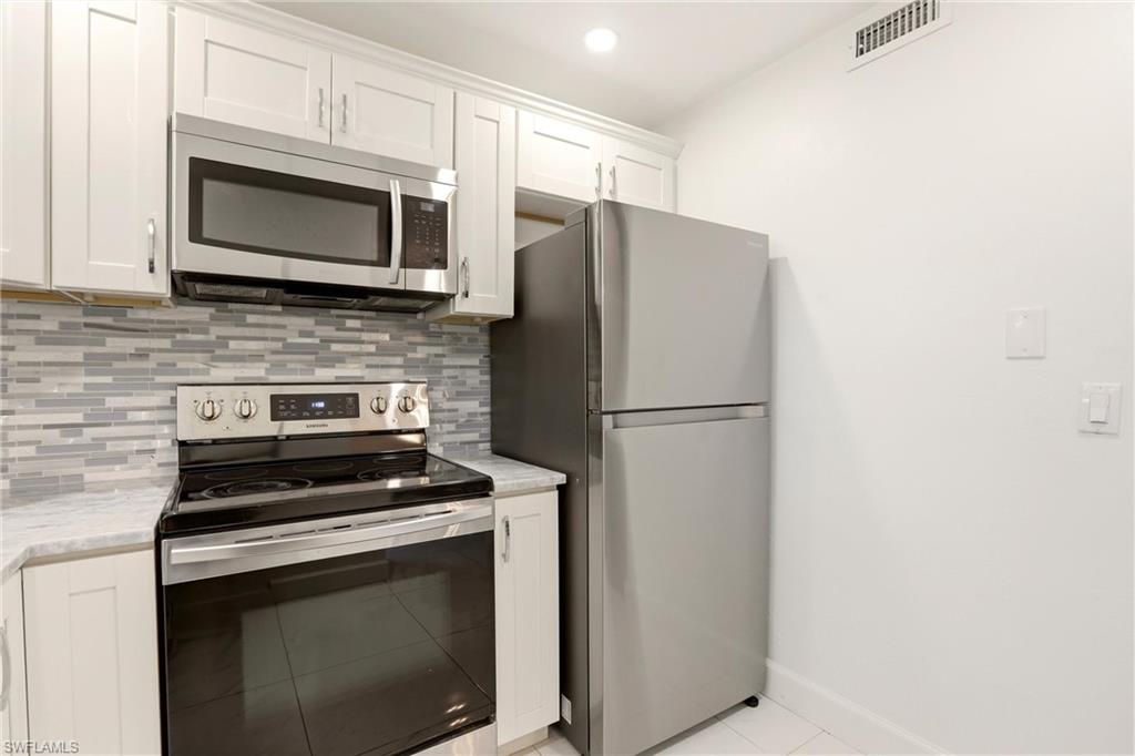 1450 Green Valley Cir 502 Property Photo 10