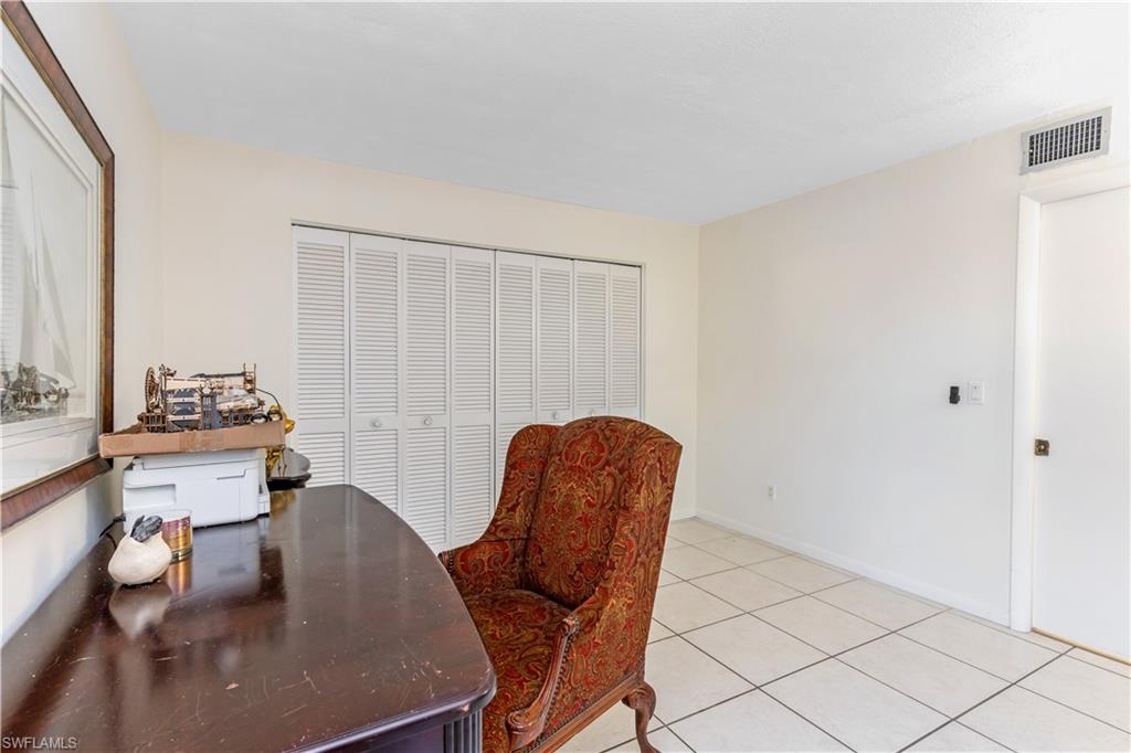 4139 Lakewood Blvd E2 Property Photo 14