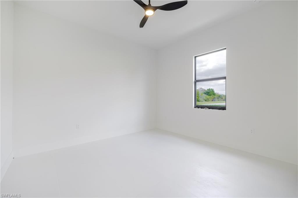 1211 Cloplon St E Property Photo 24