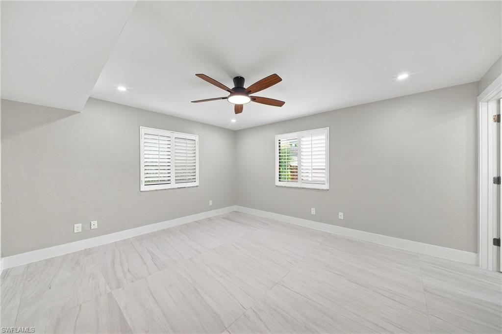 990 8th St S 1c Property Photo 17