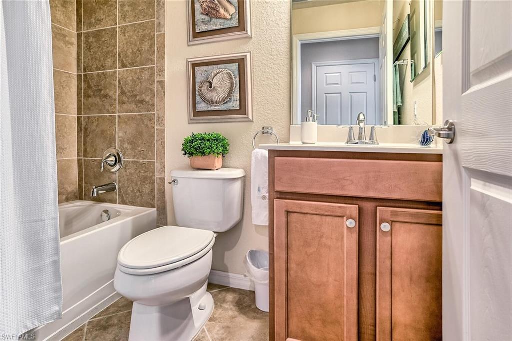 9719 Acqua Ct 228 Property Photo 15