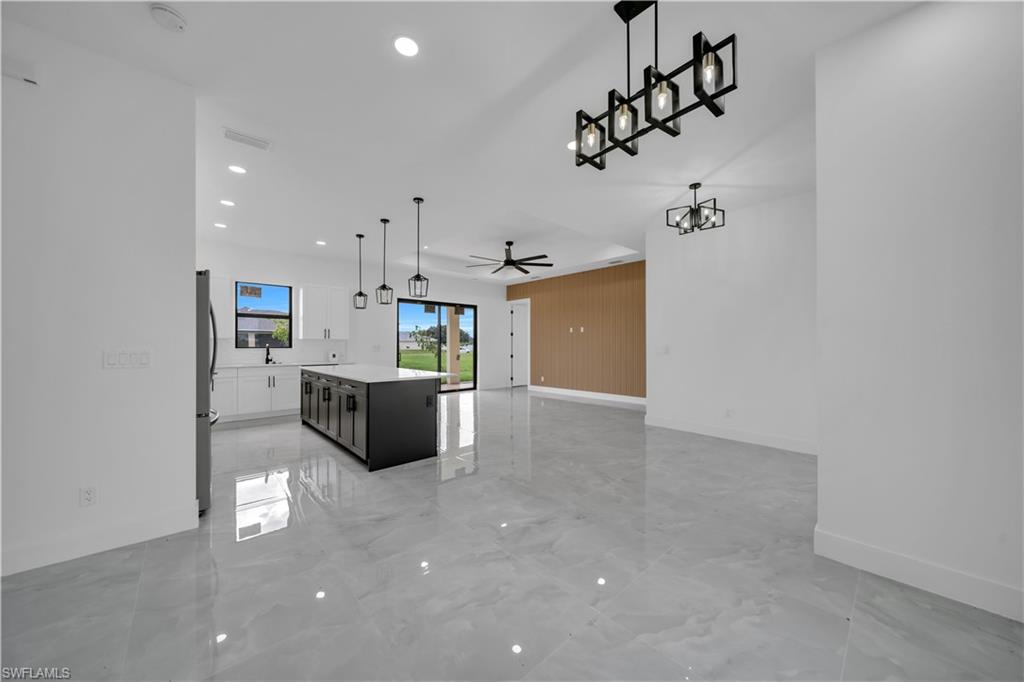 2720 Santa Barbara Blvd N Property Photo 8