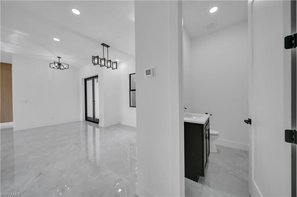2720 Santa Barbara Blvd N Property Photo 12