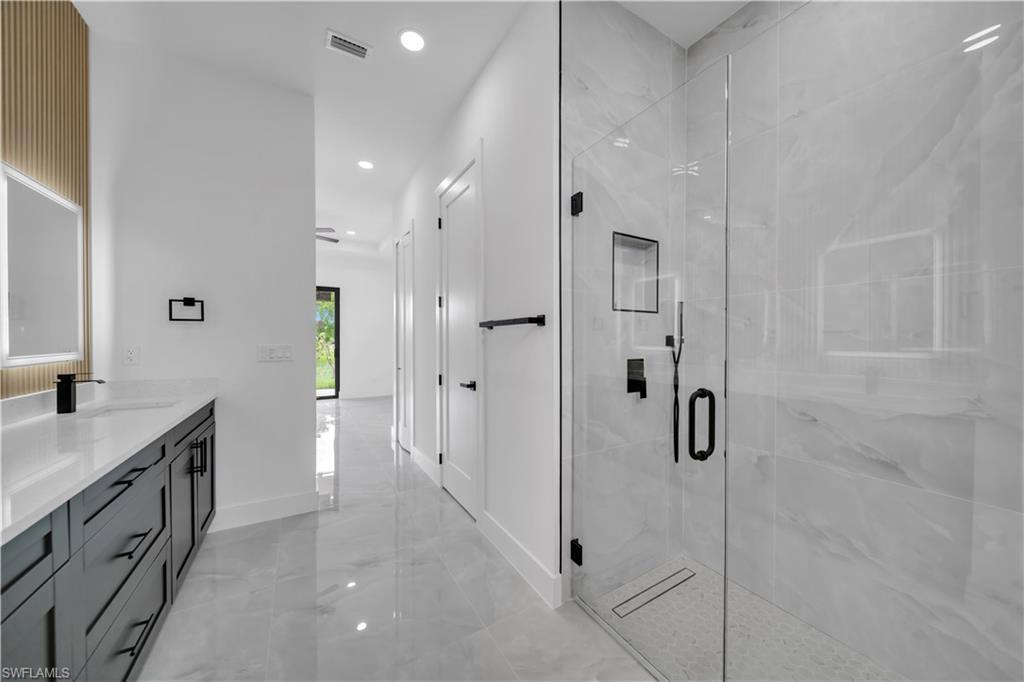 2720 Santa Barbara Blvd N Property Photo 29