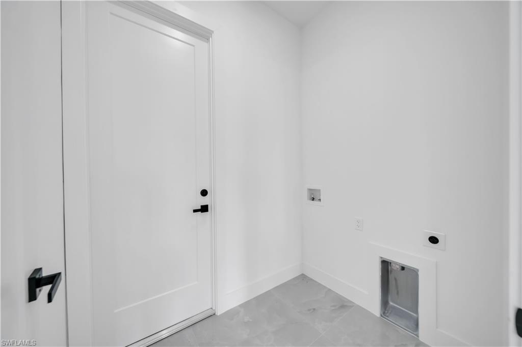2720 Santa Barbara Blvd N Property Photo 34