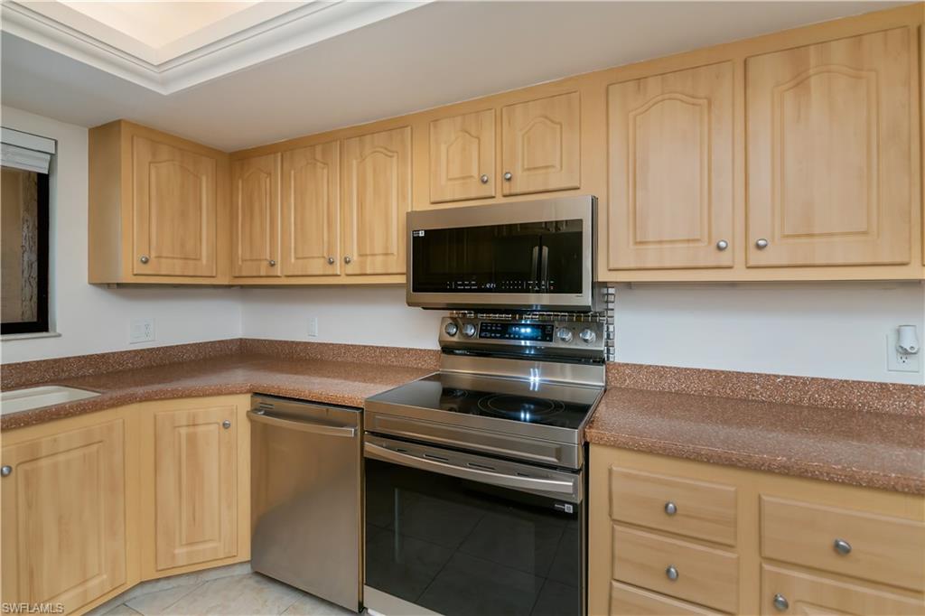 4396 Bowsprit Ct 4e Property Photo 6