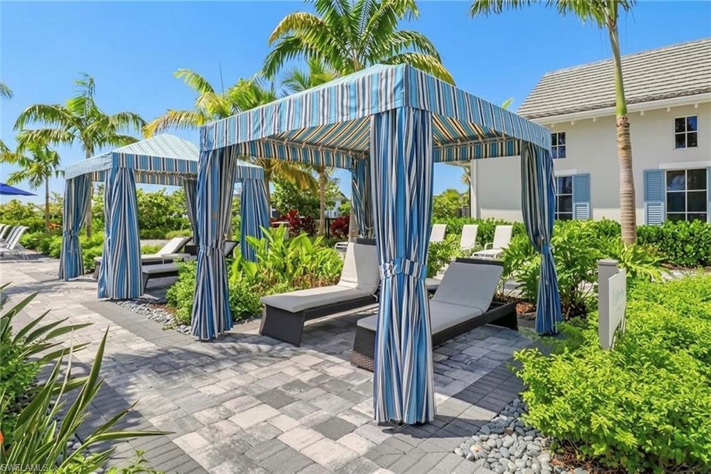8966 Saint Lucia Dr Property Photo 29