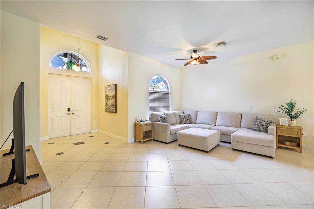 5235 Malvern Ct Property Photo 7
