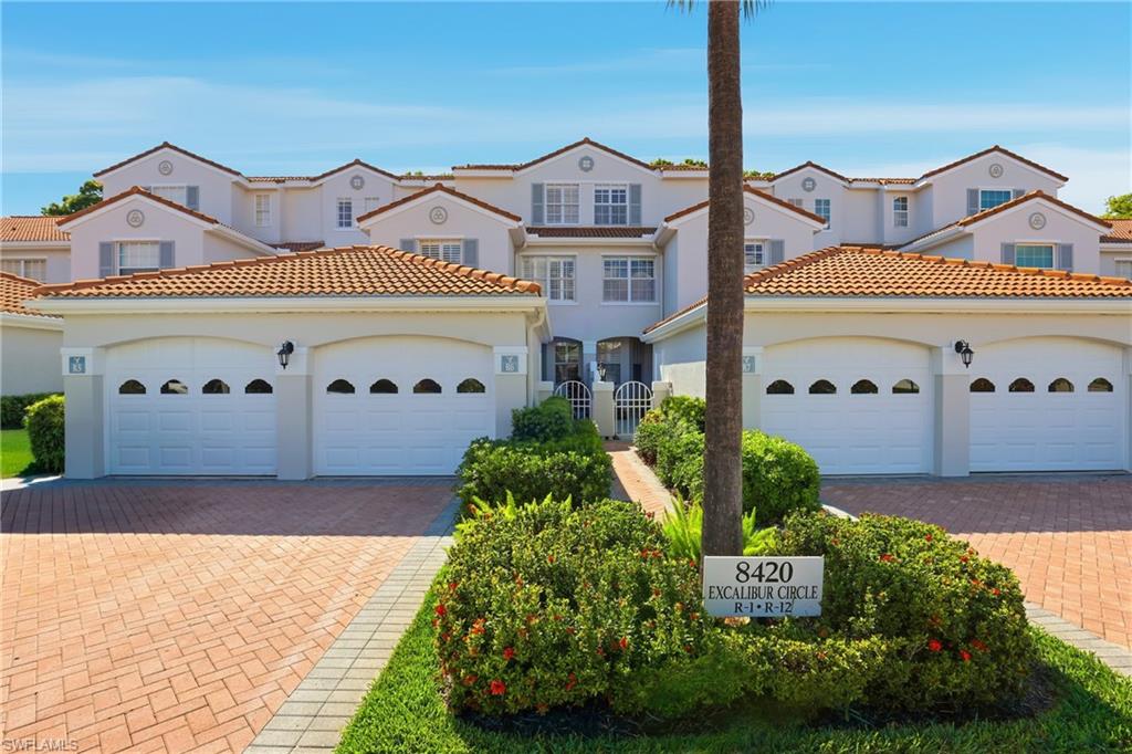 8420 Excalibur CIR R6 Property Photo 1
