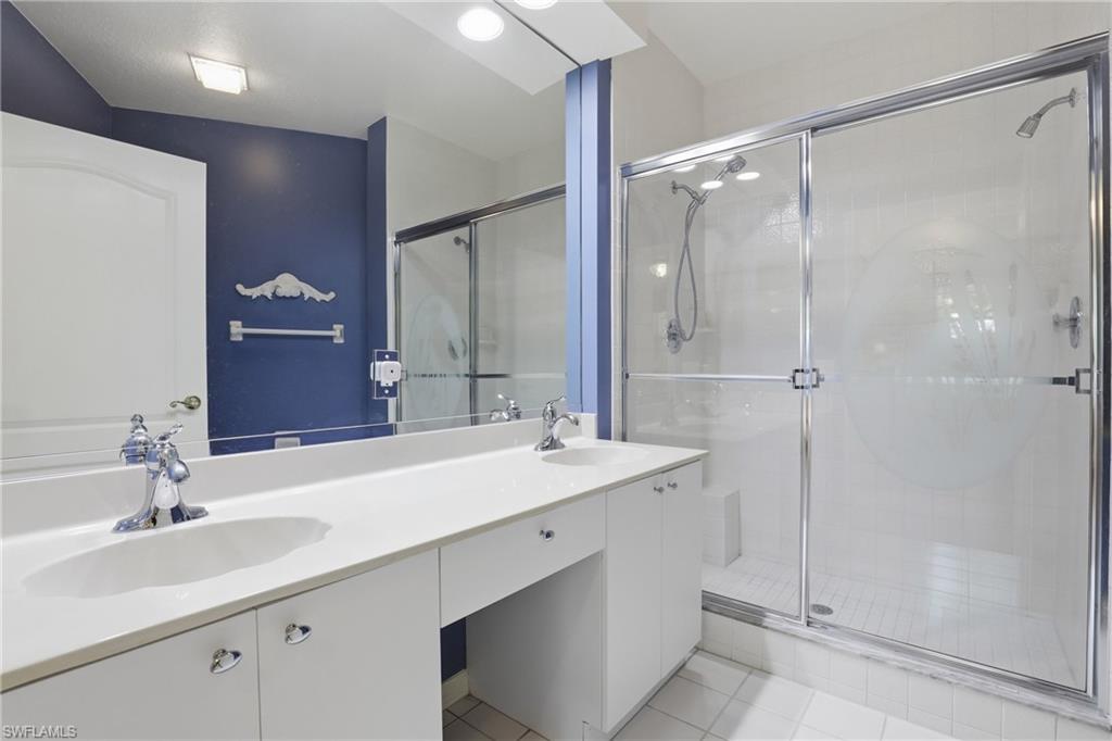 8420 Excalibur Cir R6 Property Photo 24