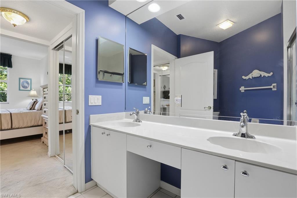 8420 Excalibur Cir R6 Property Photo 25