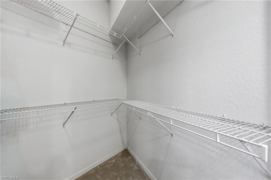 8420 Excalibur Cir R6 Property Photo 26