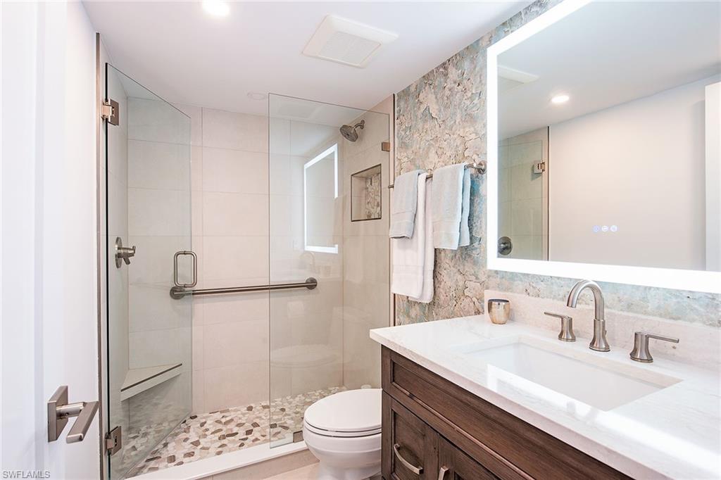 4001 Gulf Shore Blvd N 1100 Property Photo 9
