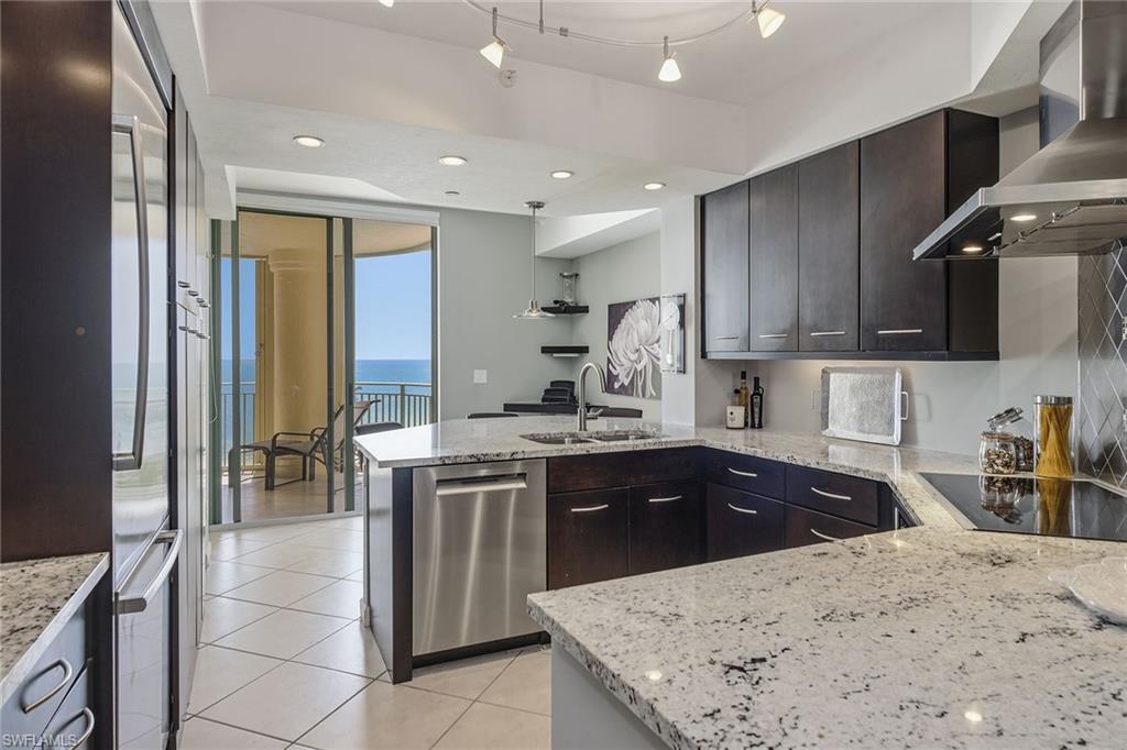 980 Cape Marco Dr 507 Property Photo 5