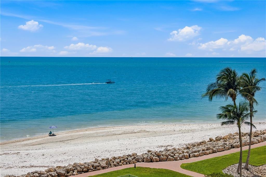 980 Cape Marco Dr 507 Property Photo 25