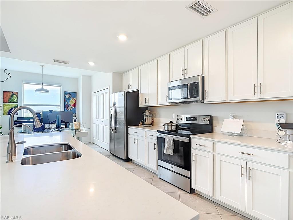 5454 Double Eagle Cir 3313 Property Photo 7