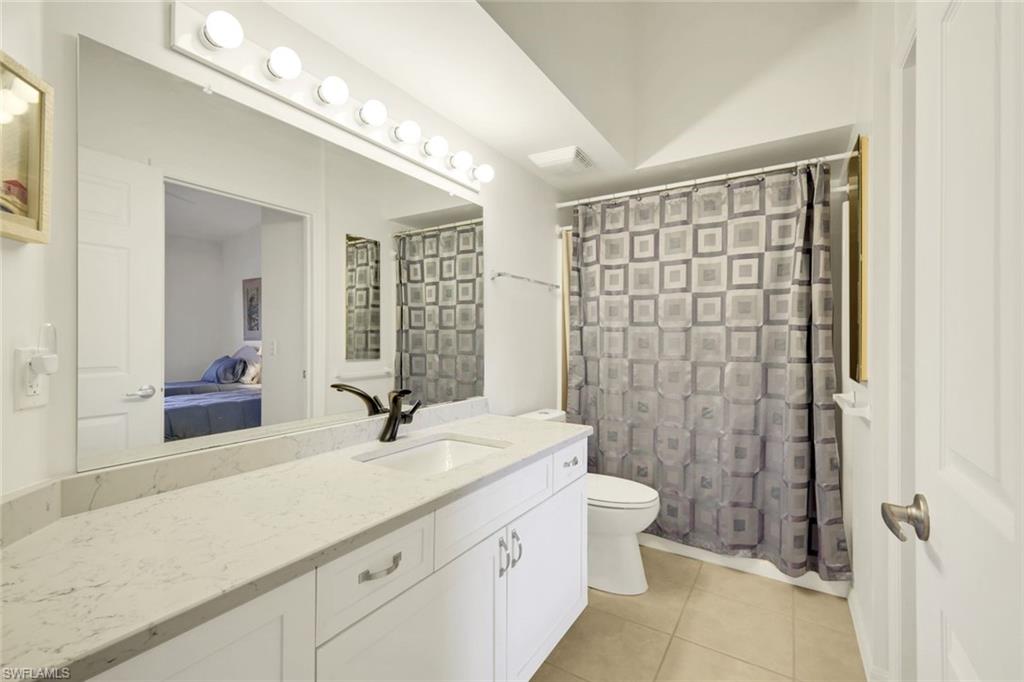 28851 Bermuda Lago Ct 304 Property Photo 17