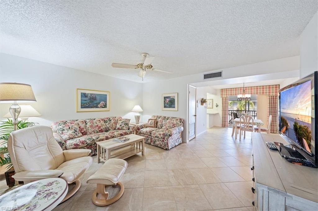 788 Park Shore Dr D30 Property Photo 2